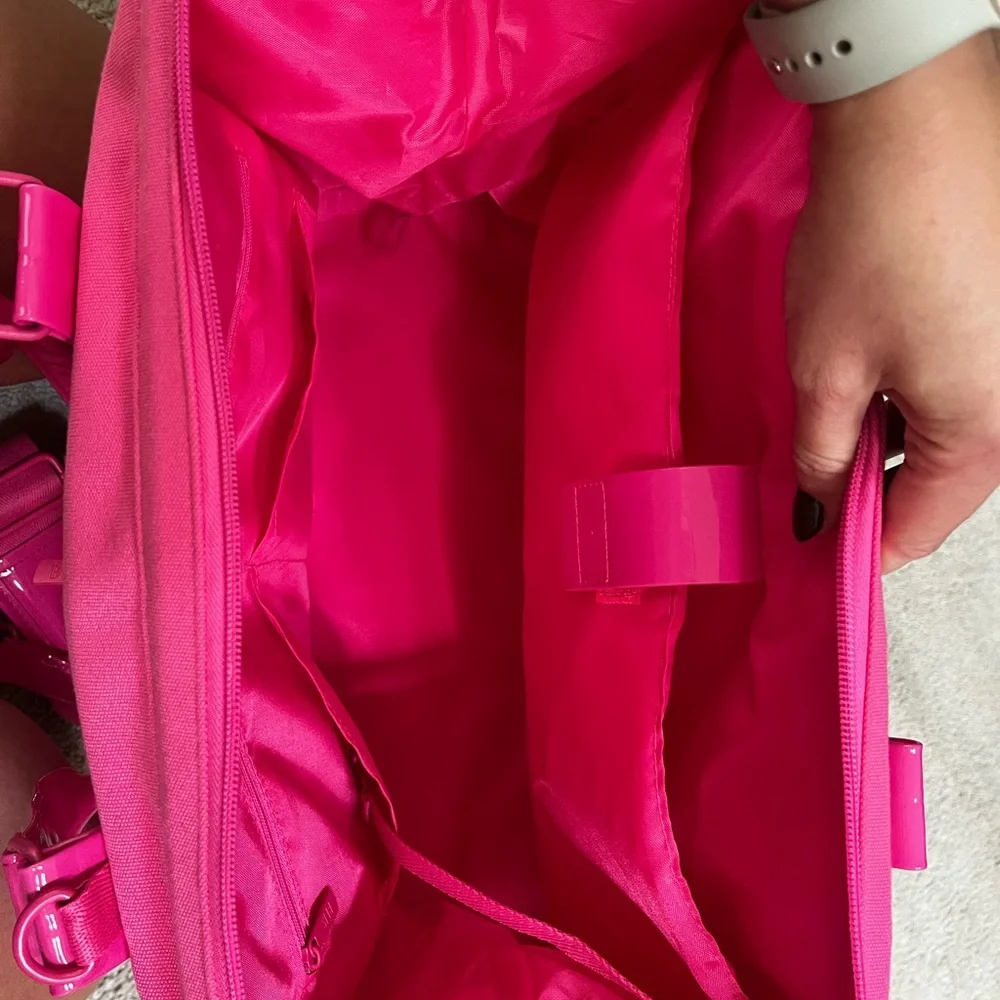 BEIS limited edition Barbie weekender - Picture 7 of 9